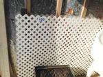 4X8 PLASTIC LATTICE Auction Photo
