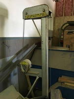 VERMETTE 10-12A MANUAL LIFT Auction Photo