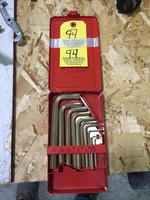 TOWING & RECOVERY EQUIPMENT - AUTO REPAIR, PROFESSIONAL & SPECIALTY TOOLS Auction Photo