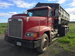 1995 Haines 22' Bulk Body on 92 Freightliner