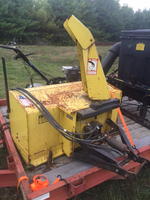 JOHN DEERE SNOWBLOWER Auction Photo