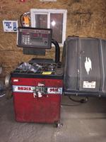 RETIREMENT AUCTION - COMPLETE LIQUIDATION OF FRITZ'S TIRE, INC. AUTO LIFT - TIRE MACHINES     Auction Photo
