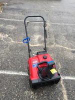 TORO SNOWBLOWER Auction Photo