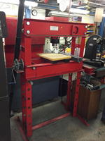 45-ton Shop Press Air/Hydraulic