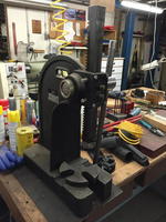 TIMED ONLINE AUCTION MACHINE SHOP & FAB EQUIPMENT - MATERIAL HANDLING Auction Photo