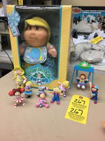 TIMED ONLINE AUCTION STAR WARS COLLECTION Auction Photo