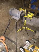CRAFTSMAN GRINDER 7 STAND, TWIN LIGHTS Auction Photo