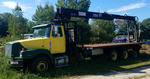 2000 VOLVO W/ HIAB 235K WALLBOARD CRANE Auction Photo