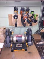 RYOBI 8 BENCH GRINDER Auction Photo