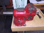 BENCH VISE Auction Photo