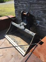 42IN. GRADING BUCKET