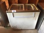 TIMED ONLINE AUCTION DELI CASES - PIZZA PREP TABLES - BAR FURNITURE Auction Photo