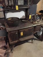 TIMED ONLINE ESTATE AUCTION JUKE BOX, PINBALL MACHINE, CIDER PRESS Auction Photo