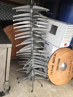 SINGLE PEDESTAL TABLES Auction Photo