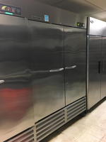 BEVERAGE AIR S/S FREEZER Auction Photo