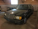 1991 MERCEDES BENZ E300 SEDAN Auction Photo