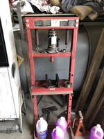 12-TON HYDRAULIC SHOP PRESS