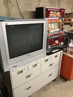 CABINET & TV Auction Photo