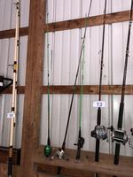 TIMED ONLINE AUCTION 02 HARLEY DYNA LOW RIDER - TRAILER Auction Photo