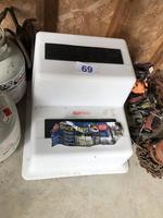 TIMED ONLINE AUCTION 02 HARLEY DYNA LOW RIDER - TRAILER Auction Photo