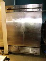 TIMED ONLINE AUCTION RESTAURANT & REFRIGERATION EQUIPMENT- PIZZA OVEN Auction Photo