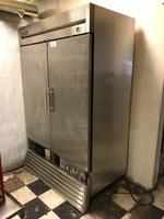 TIMED ONLINE AUCTION RESTAURANT & REFRIGERATION EQUIPMENT- PIZZA OVEN Auction Photo