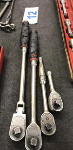 PUBLIC TIMED ONLINE AUCTION AUTO REPAIR EQUIP - SNAP-ON BOXES - LIFTS Auction Photo