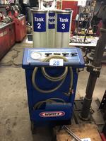 PUBLIC TIMED ONLINE AUCTION AUTO REPAIR EQUIP - SNAP-ON BOXES - LIFTS Auction Photo