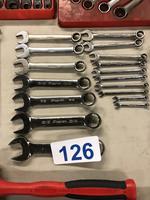 PUBLIC TIMED ONLINE AUCTION AUTO REPAIR EQUIP - SNAP-ON BOXES - LIFTS Auction Photo