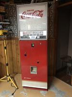 PUBLIC TIMED ONLINE AUCTION AUTO REPAIR EQUIP - SNAP-ON BOXES - LIFTS Auction Photo