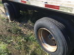 1998 UTILITY FS2CHA FLATBED TRAILER Auction Photo