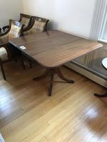 TIMED ONLINE AUCTION SEACOAST INN FURNISHINGS & DECOR - GLASSWARE Auction Photo