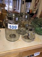 TIMED ONLINE AUCTION SEACOAST INN FURNISHINGS & DECOR - GLASSWARE Auction Photo