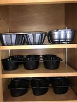 TIMED ONLINE AUCTION SEACOAST INN FURNISHINGS & DECOR - GLASSWARE Auction Photo