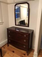 TIMED ONLINE AUCTION SEACOAST INN FURNISHINGS & DECOR - GLASSWARE Auction Photo