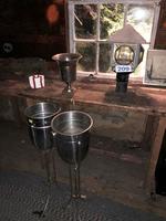 TIMED ONLINE AUCTION SEACOAST INN FURNISHINGS & DECOR - GLASSWARE Auction Photo