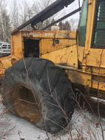 LOT 5 - 1991 JD 748E GRAPPLE SKIDDER Auction Photo
