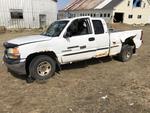 1999 GMC SIERRA 2500 4WD PICKUP TRUCK Auction Photo