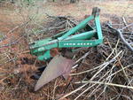 JOHN DEERE 25 SINGLE BOTTOM PLOW Auction Photo