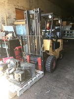 TIMED ONLINE AUCTION FORKLIFTS - VAN TRAILERS - RESTAURANT EQUIPMENT Auction Photo