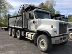 2004 International 5500i 6x4 tri-axle dump truck