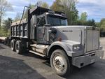 1996 Western Star Model 4964F tandem axle dump truck