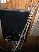 	LUCENT TELEPHONE SYSTEM W/ (16) DESKPHONES, SWITCH Auction Photo