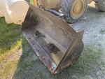 CAT 910 WHEEL LOADER BUCKET Auction Photo