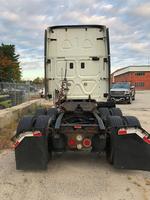 2011 FREIGHTLINER CASCADIA 135 ROAD TRACTOR Auction Photo