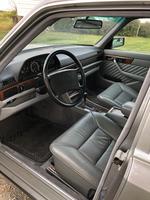 1991 MERCEDES-BENZ 300 SDL TURBO DIESEL SEDAN INTERIOR Auction Photo