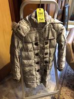 TIMED ONLINE AUCTION 2014 MERCEDES SEDAN - DESIGNER FURNISHINGS - ART Auction Photo