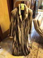 TIMED ONLINE AUCTION 2014 MERCEDES SEDAN - DESIGNER FURNISHINGS - ART Auction Photo