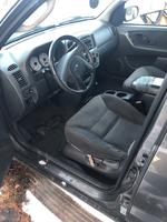 LOT 3 - 2004 FORD ESCAPE Auction Photo