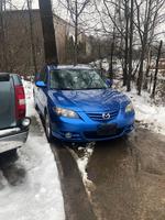 LOT 6 - 2006 MAZDA 3 Auction Photo